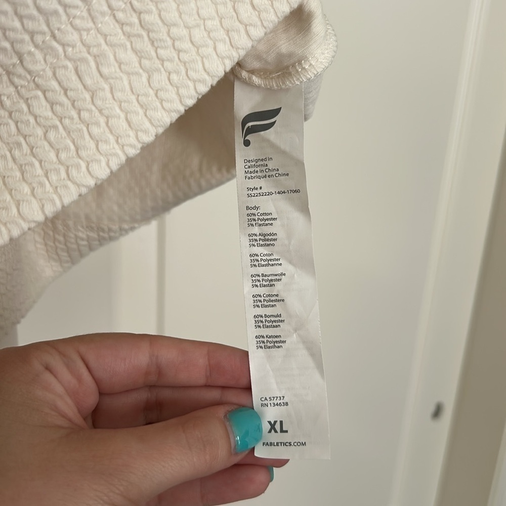 Fabletics Crinkle Knit Boxy Button Down Shirt Egret - Picture 6 of 9